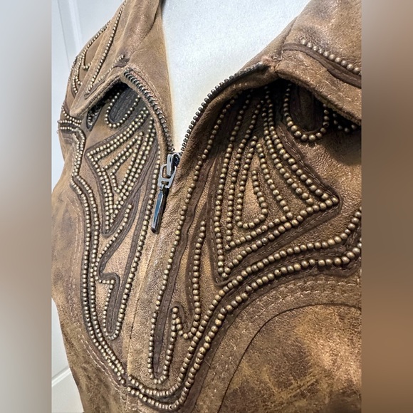 Western style faux leather jacket brown w beads and zipper size small to medium - Picture 3 of 16